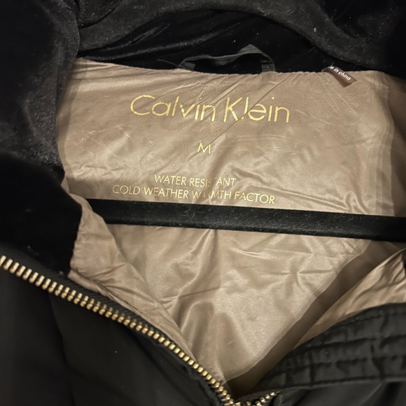 Calvin Klein Women’s Faux Fur Puffer Jacket | Black | Size M - Picture 2 of 11